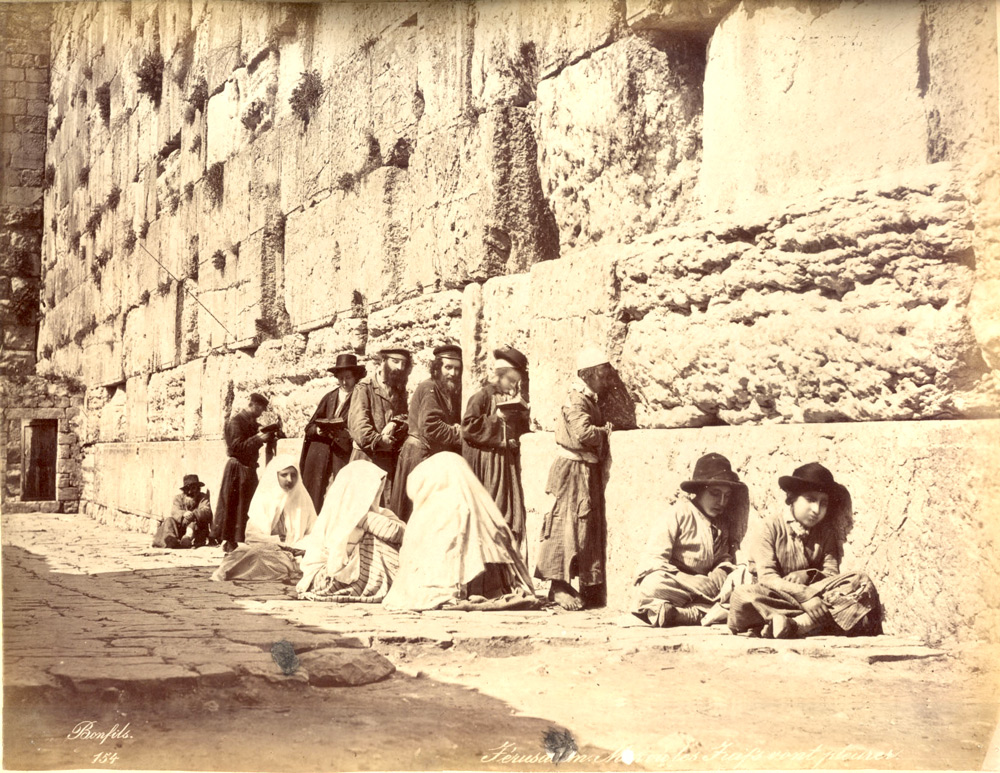 Jerusalem. Mur où les Juifs vont pleurer   Bonfils circa 1875 - click to enlarge.