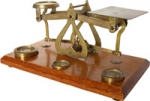 Small Postal Scale with 3 Weights - click to enlarge.