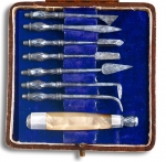 Pocket Dental Descaling Set Circa 1790