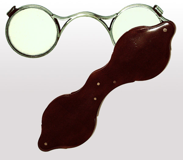 Lorgnette Eyeglasses Late 18th Century Tortoiseshell and Silver  - click to enlarge.